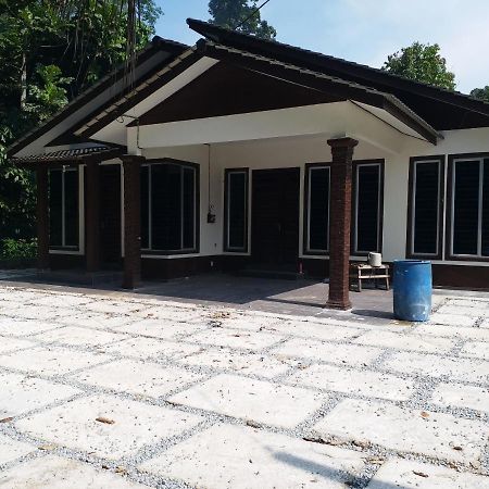 Alias Residence - Homestay Kubang Kerian 哥打巴鲁 外观 照片