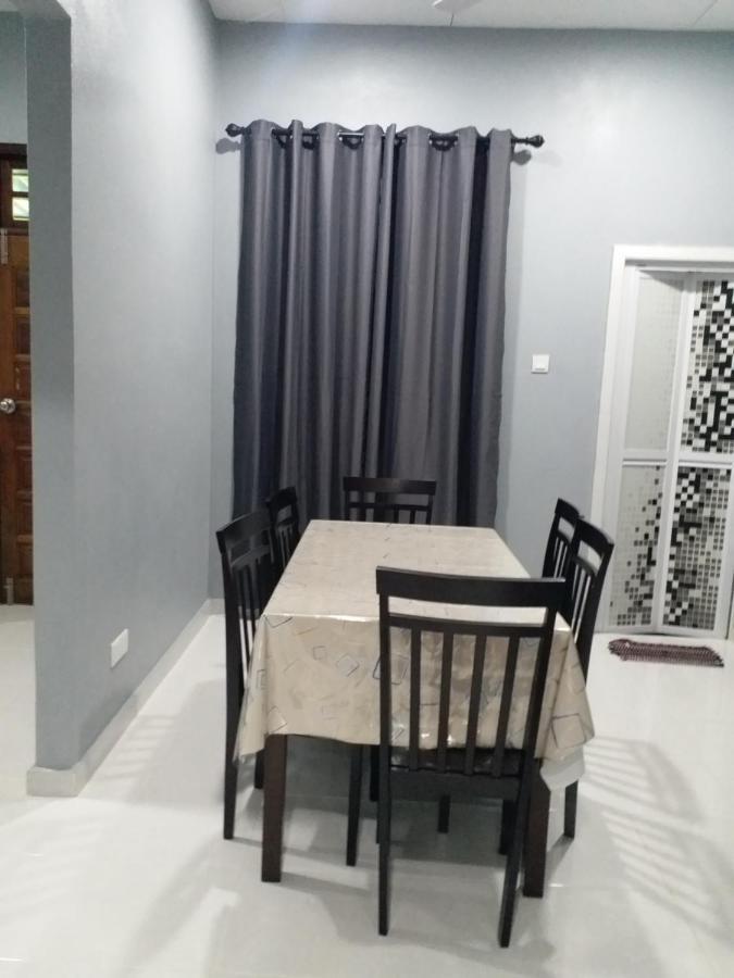 Alias Residence - Homestay Kubang Kerian 哥打巴鲁 外观 照片
